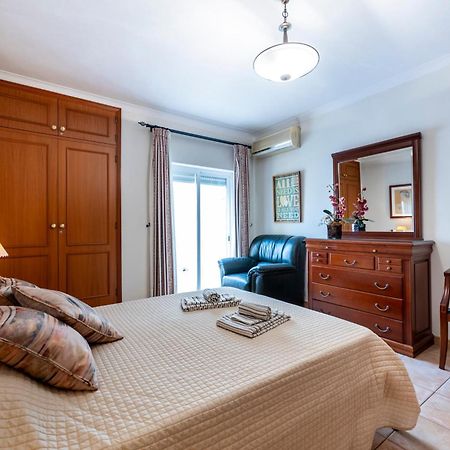 Apartamentos Mira Rio Lagos Eksteriør billede