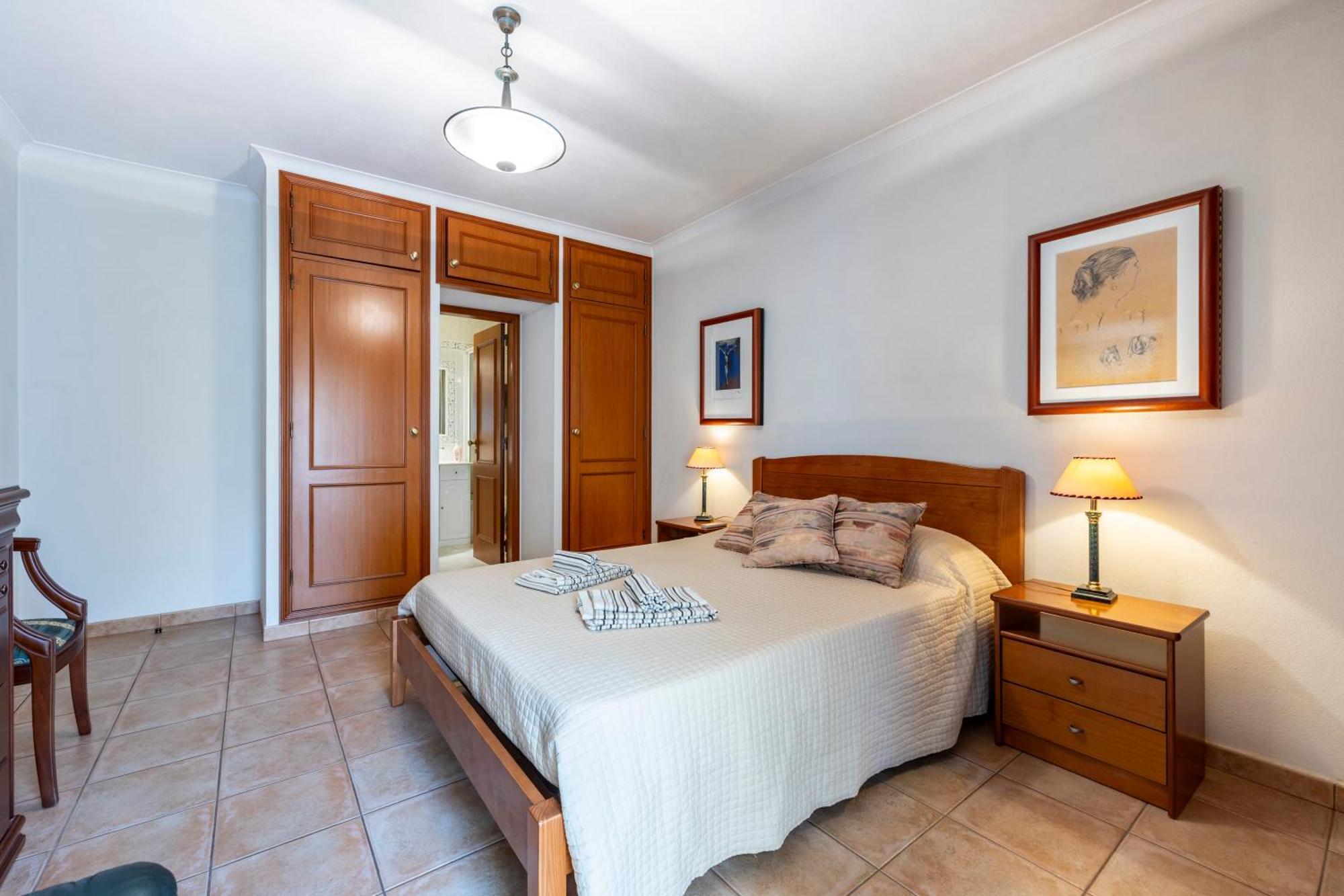 Apartamentos Mira Rio Lagos Eksteriør billede