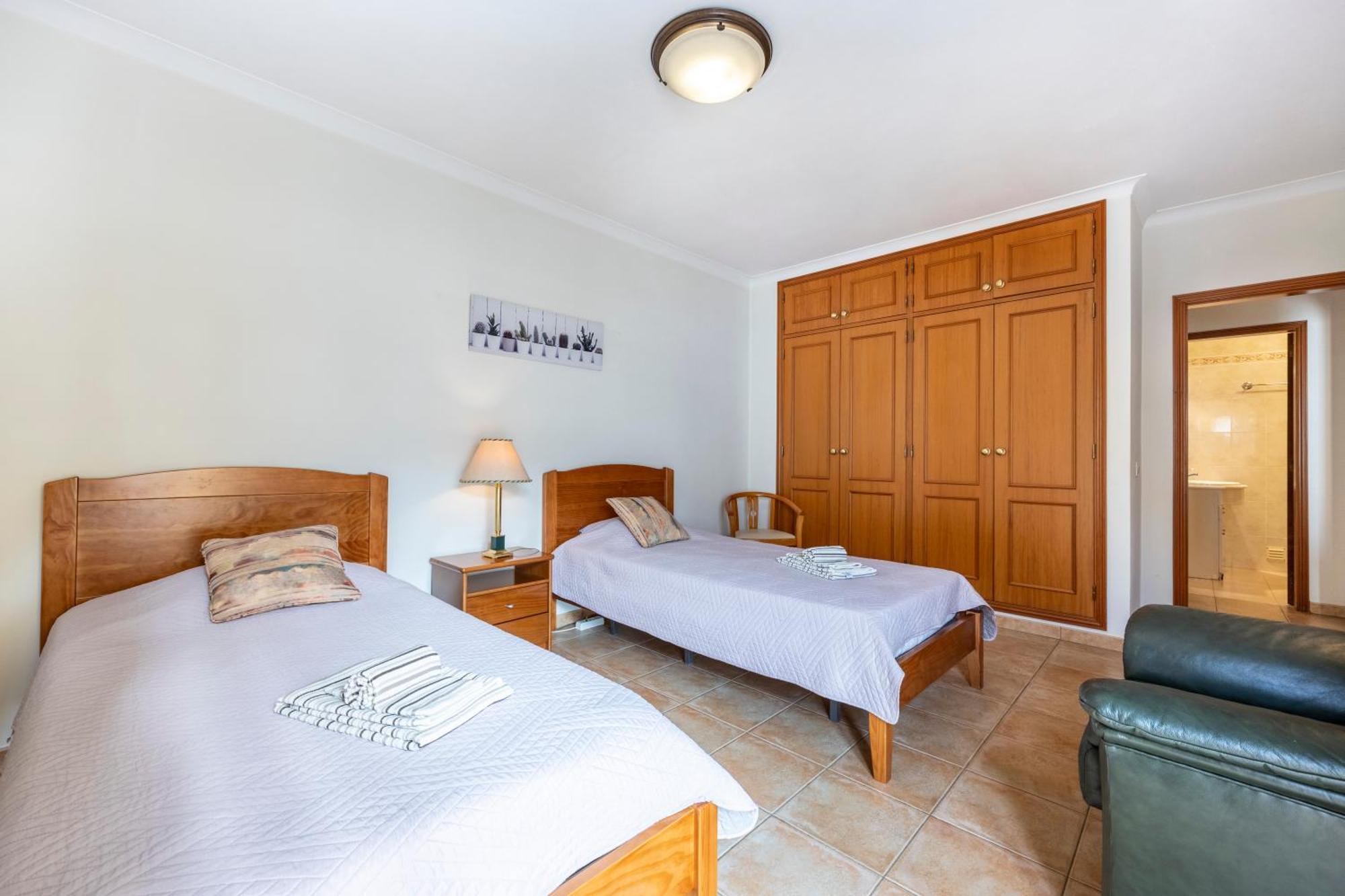 Apartamentos Mira Rio Lagos Eksteriør billede