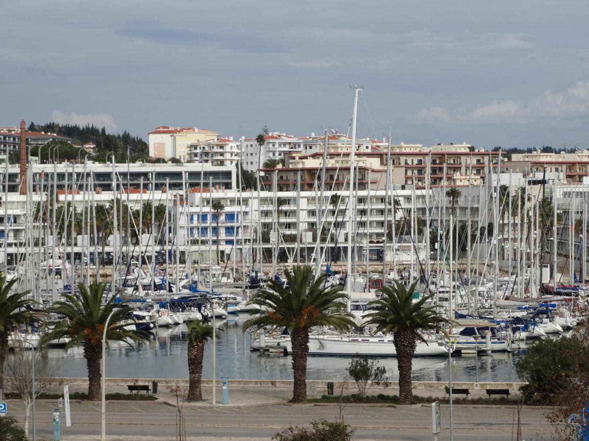 Apartamentos Mira Rio Lagos Eksteriør billede